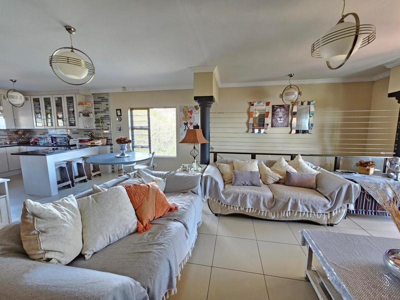 4 Bedroom Property for Sale in Aston Bay Eastern Cape